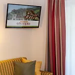 Olympia 아파트